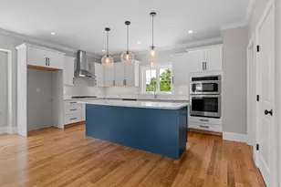22 Pleasant St, Mansfield, MA 02048 - Photo 3
