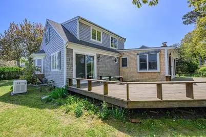 56 English St, Falmouth, MA 02536 - Photo 13
