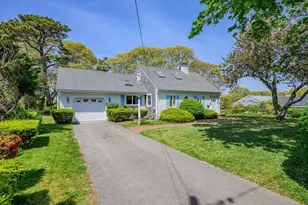 56 English St, Falmouth, MA 02536 - Photo 39