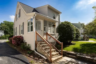 8 Merriweather Rd, Worcester, MA 01602 - Photo 3