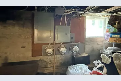607 E 7th St, Boston, MA 02127 - Photo 17
