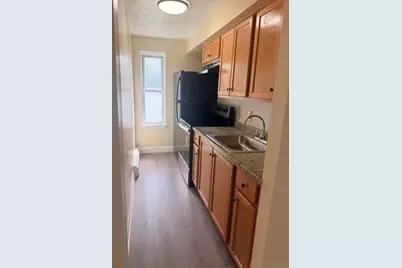 12 Webster Ct #2, Lawrence, MA 01841 - Photo 5