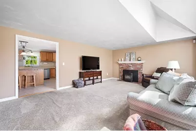16 Herricks Ln, Millbury, MA 01527 - Photo 7