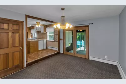 19 Somerset St, East Longmeadow, MA 01028 - Photo 5