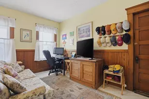 233 Clarendon St, Fitchburg, MA 01420 - Photo 33