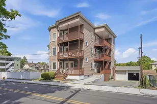 233 Clarendon St, Fitchburg, MA 01420 - Photo 3