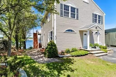 64 Rocky Neck Ave #A, Gloucester, MA 01930 - Photo 3