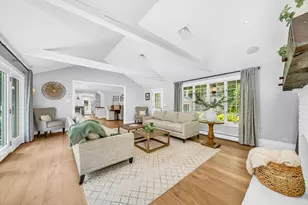 539 Pearl St, Reading, MA 01867 - Photo 9