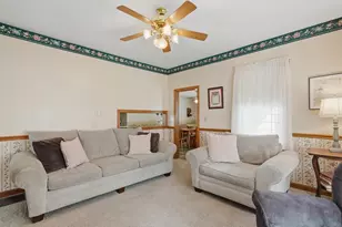 48 Kilby St, Woburn, MA 01801 - Photo 7