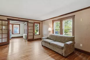 189 Playstead Rd, Medford, MA 02155 - Photo 11
