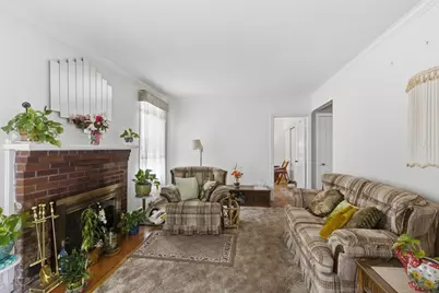 49 Valley Rd, Boston, MA 02124 - Photo 11