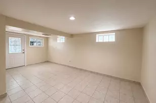 24 Curtis Rd, Saugus, MA 01906 - Photo 11