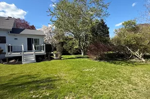 148 Russells Mills Rd, Dartmouth, MA 02748 - Photo 23