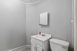 80-82 Laurel St, Fitchburg, MA 01420 - Photo 9