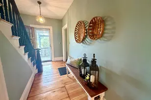 43 Walnut St, Newton, MA 02460 - Photo 3
