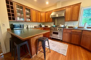 43 Walnut St, Newton, MA 02460 - Photo 5