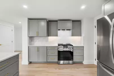 6 Pratt Ave #2, Beverly, MA 01915 - Photo 17