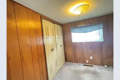 8 Robert Road, Plainville, MA 02762 - Photo 15