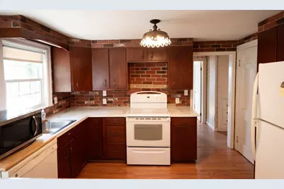 35 George St, Fitchburg, MA 01420 - Photo 3