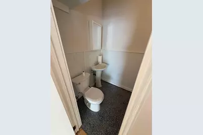 526 College Hwy #2, Southwick, MA 01085 - Photo 11