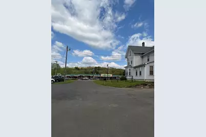 526 College Hwy #3, Southwick, MA 01085 - Photo 5