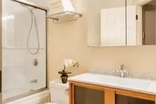 241 Beacon St, Boston, MA 02116 - Photo 13