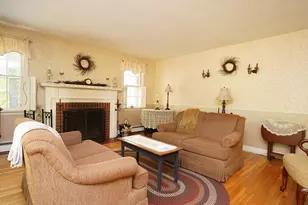 70 Westwood Park Cir, Attleboro, MA 02703 - Photo 9