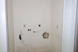 58 Victoria Heights Ave, Boston, MA 02136 - Photo 17