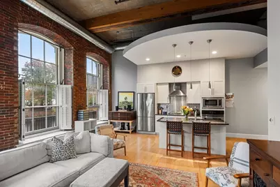 30 Market St #1, Lowell, MA 01852 - Photo 5