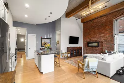30 Market St #1, Lowell, MA 01852 - Photo 9