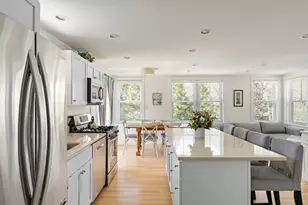 13 Young St, Edgartown, MA 02539 - Photo 3