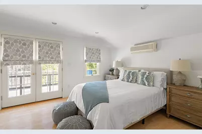 13 Young Street, Edgartown, MA 02539 - Photo 9
