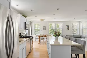 13 Young St, Edgartown, MA 02539 - Photo 3