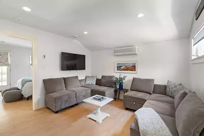 13 Young Street, Edgartown, MA 02539 - Photo 7