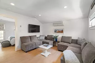 13 Young St, Edgartown, MA 02539 - Photo 7