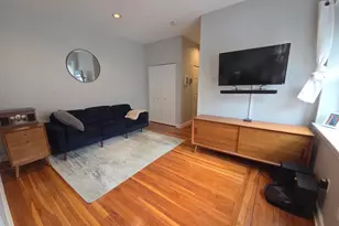 1872 Commonwealth Ave, Boston, MA 02135 - Photo 9