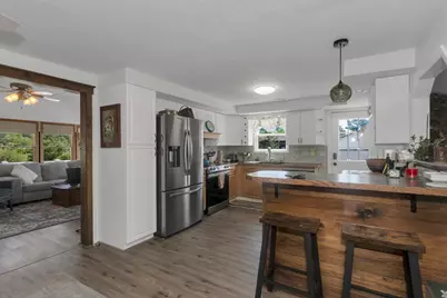 25 Ballard St, Easthampton, MA 01027 - Photo 19