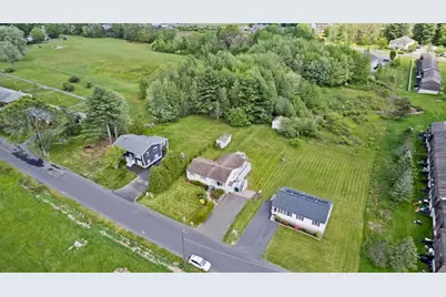 25 Ballard St, Easthampton, MA 01027 - Photo 11