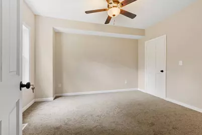37 Dexter St, Orange, MA 01364 - Photo 11