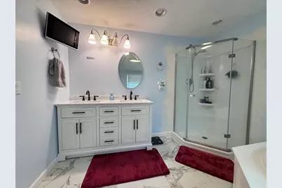 16 Mohawk, Dartmouth, MA 02748 - Photo 11