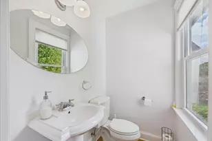 18 Jenness St, Quincy, MA 02169 - Photo 11