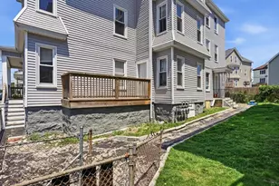 196 Irving St, Fall River, MA 02723 - Photo 25