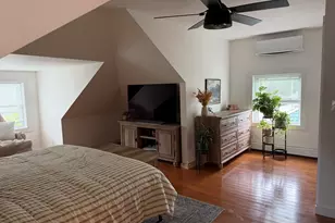 972 Maplewood St, New Bedford, MA 02745 - Photo 17