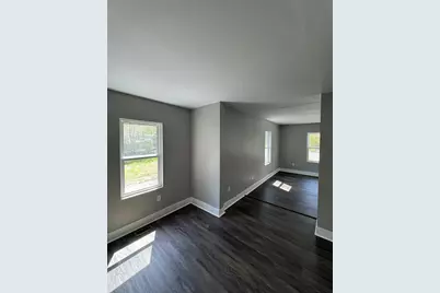 32 Main St, Monson, MA 01057 - Photo 11