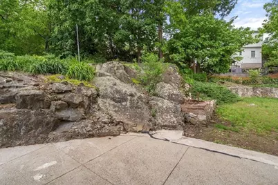 117 Fern Rd, Medford, MA 02155 - Photo 25