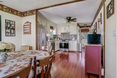 54 Maplewood Ave, Methuen, MA 01844 - Photo 9