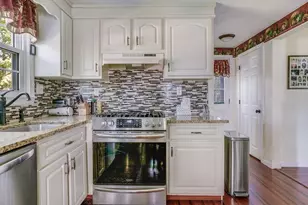 54 Maplewood Ave, Methuen, MA 01844 - Photo 7