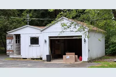 32 Hollow Rd, Wales, MA 01081 - Photo 35
