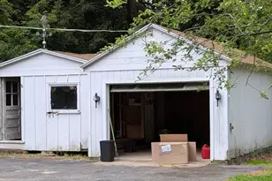 32 Hollow Rd, Wales, MA 01081 - Photo 35