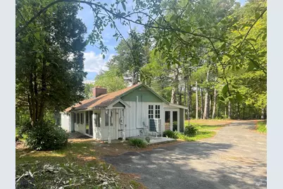 32 Hollow Rd, Wales, MA 01081 - Photo 1